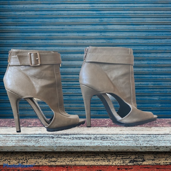 Peep Toe Stiletto Booties - Picture 3 of 7